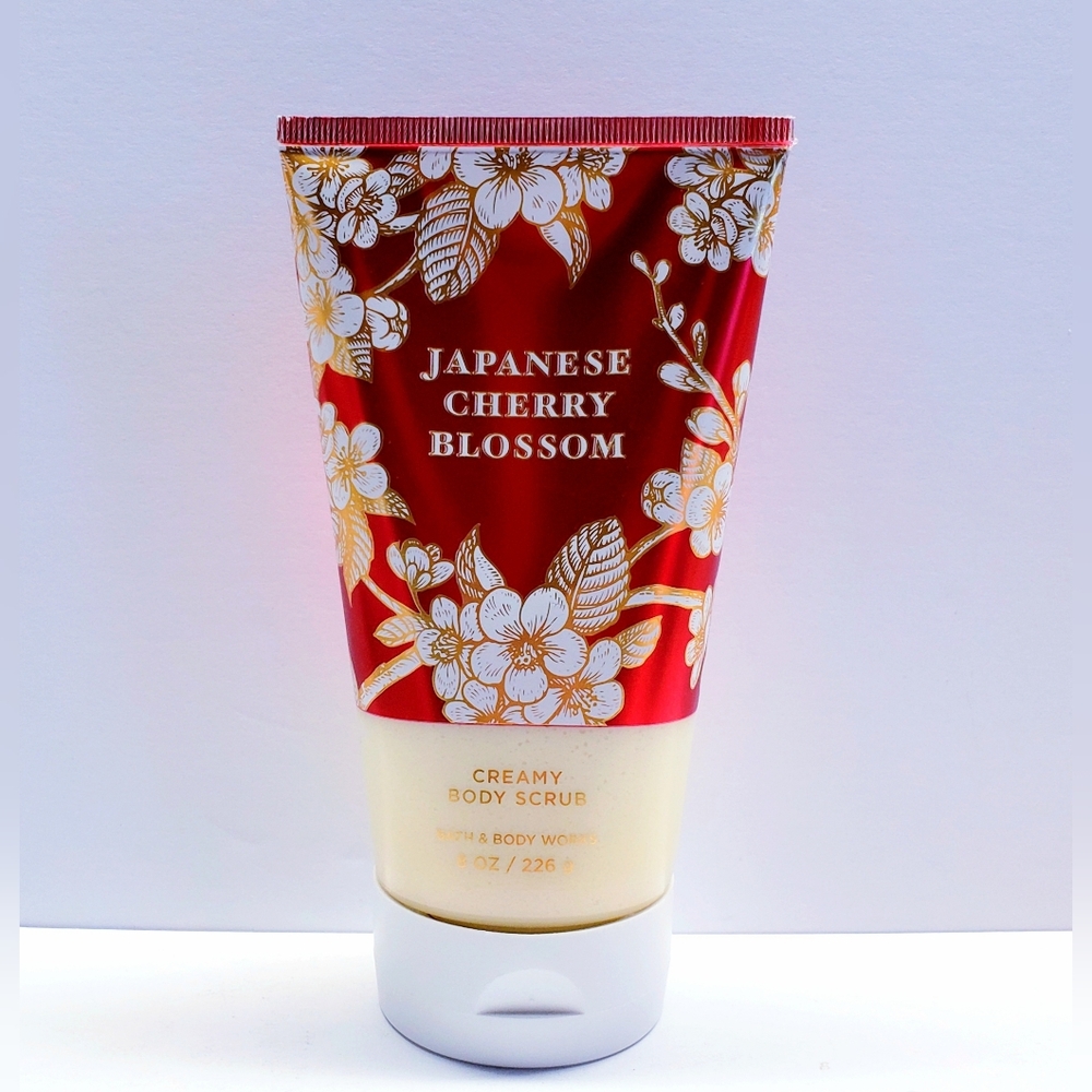 Bath & Body Works JAPANESE CHERRY BLOSSOM Creamy Body Scrub, 8 oz